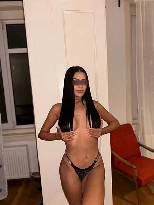 Диана — эротические фото