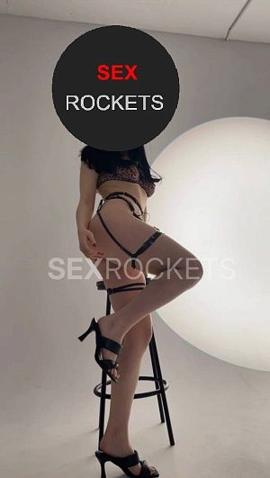 Брюнетки, Милана - фото и отзывы